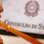 Le modifiche soggettive di un consorzio di società cooperative di produzione e lavoro hanno un rilievo meramente interno al consorzio e non incidono sul rapporto tra quest’ultimo e la stazione appaltante