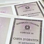 La mancata allegazione del documento di identità rende inesistente la dichiarazione sostitutiva e costituisce carenza insanabile dell’offerta